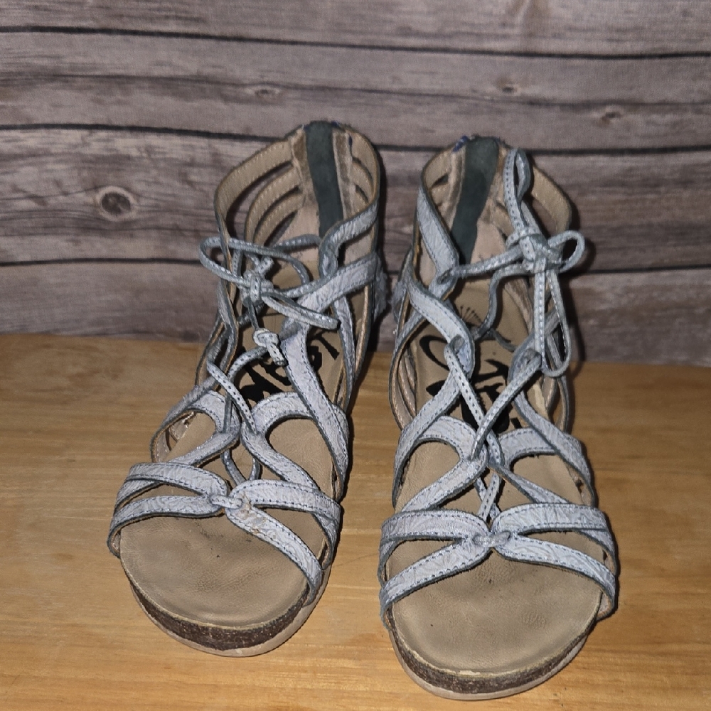 Gray Comfort Sandals with Woven Straps